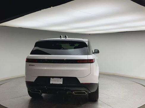 New 2026 Land Rover Range Rover Sport SE image 3