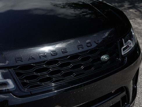 Used 2022 Land Rover Range Rover Sport SVR AWD/4WD image 46
