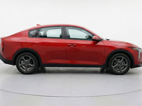 Used 2025 Kia K4 FWD image 11