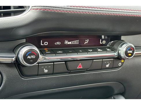 Used 2025 MAZDA MAZDA3 Carbon image 18