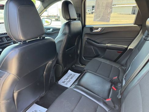 Used 2023 Ford Escape ST-Line w/ Tech Pack #1 FWD image 15