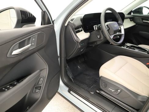 New 2026 Audi Q3 quattro 2.0T AWD/4WD image 14