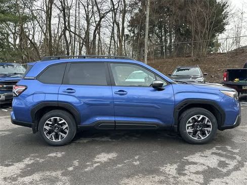 New 2026 Subaru Forester Premium image 3