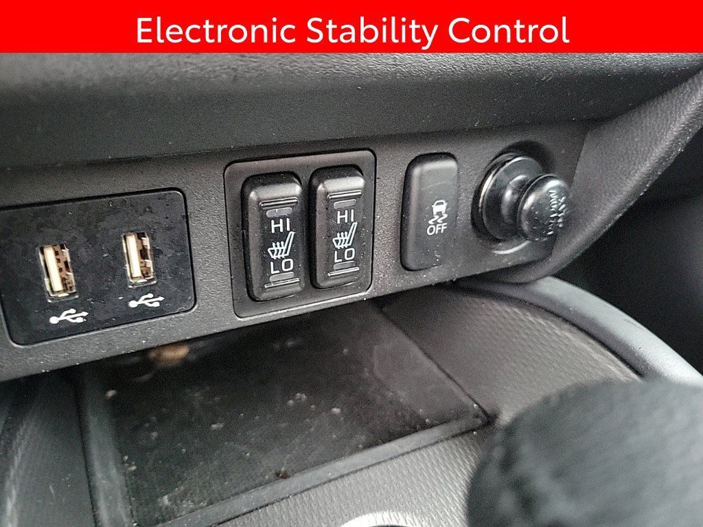 Used 2024 Mitsubishi Outlander Sport SE AWD/4WD image 9