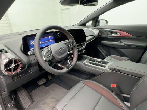 New 2026 Chevrolet Equinox EV RS image 4