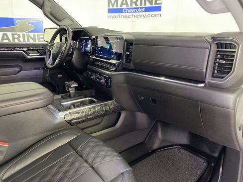 Used 2024 Chevrolet Silverado 1500 RST w/ All Star Edition Plus AWD/4WD image 36