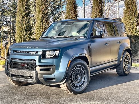New 2026 Land Rover Defender 110 image 1