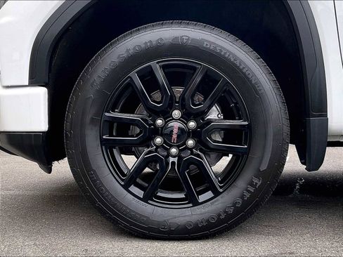 Used 2022 GMC Sierra 1500 Elevation w/ X31 Off-Road Package image 7