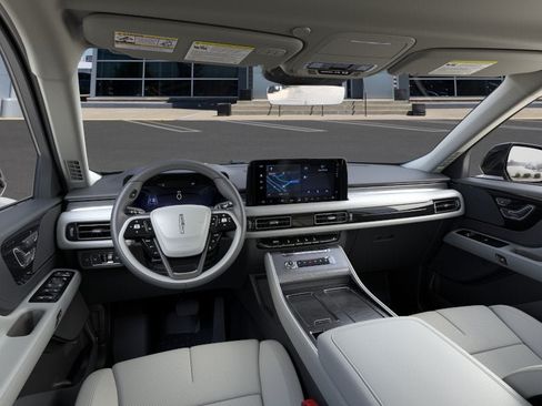 New 2026 Lincoln Aviator AWD w/ Jet Appearance Package image 9