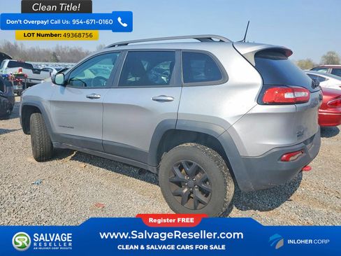 Used 2016 Jeep Cherokee Trailhawk w/ Comfort/Convenience Group image 3