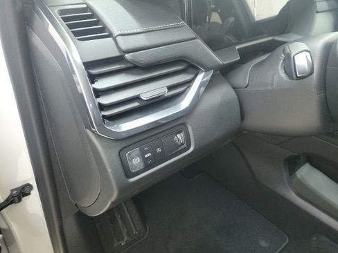 New 2026 GMC Acadia Elevation w/ Black Edition FWD image 23