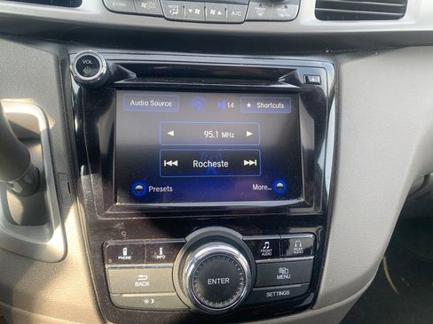 Used 2016 Honda Odyssey EX-L image 12