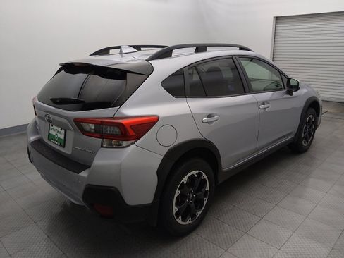 Used 2021 Subaru Crosstrek 2.0i Premium w/ Moonroof Package AWD/4WD image 9