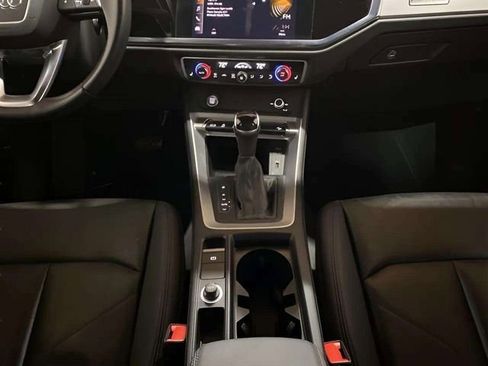 Used 2020 Audi Q3 2.0T Premium w/ Convenience Package image 15