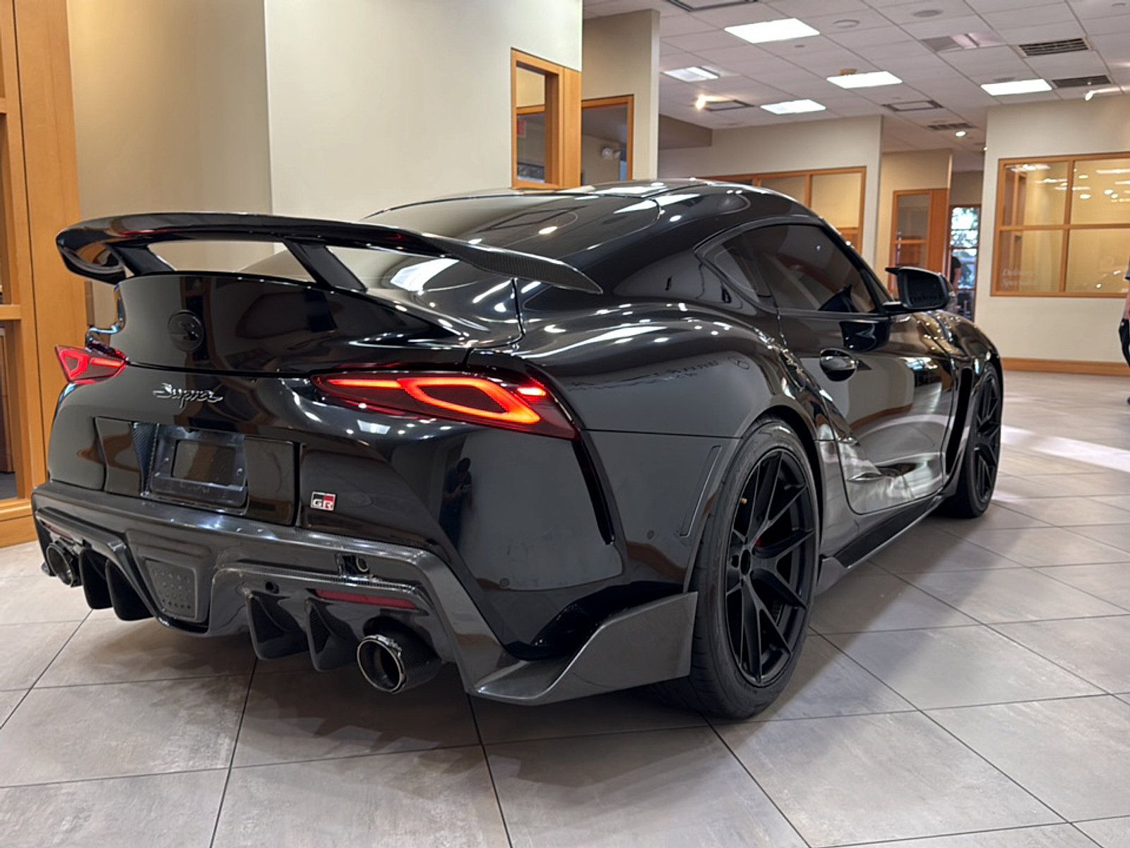 Used 2021 Toyota Supra w/ Safety & Technology Package RWD image 5