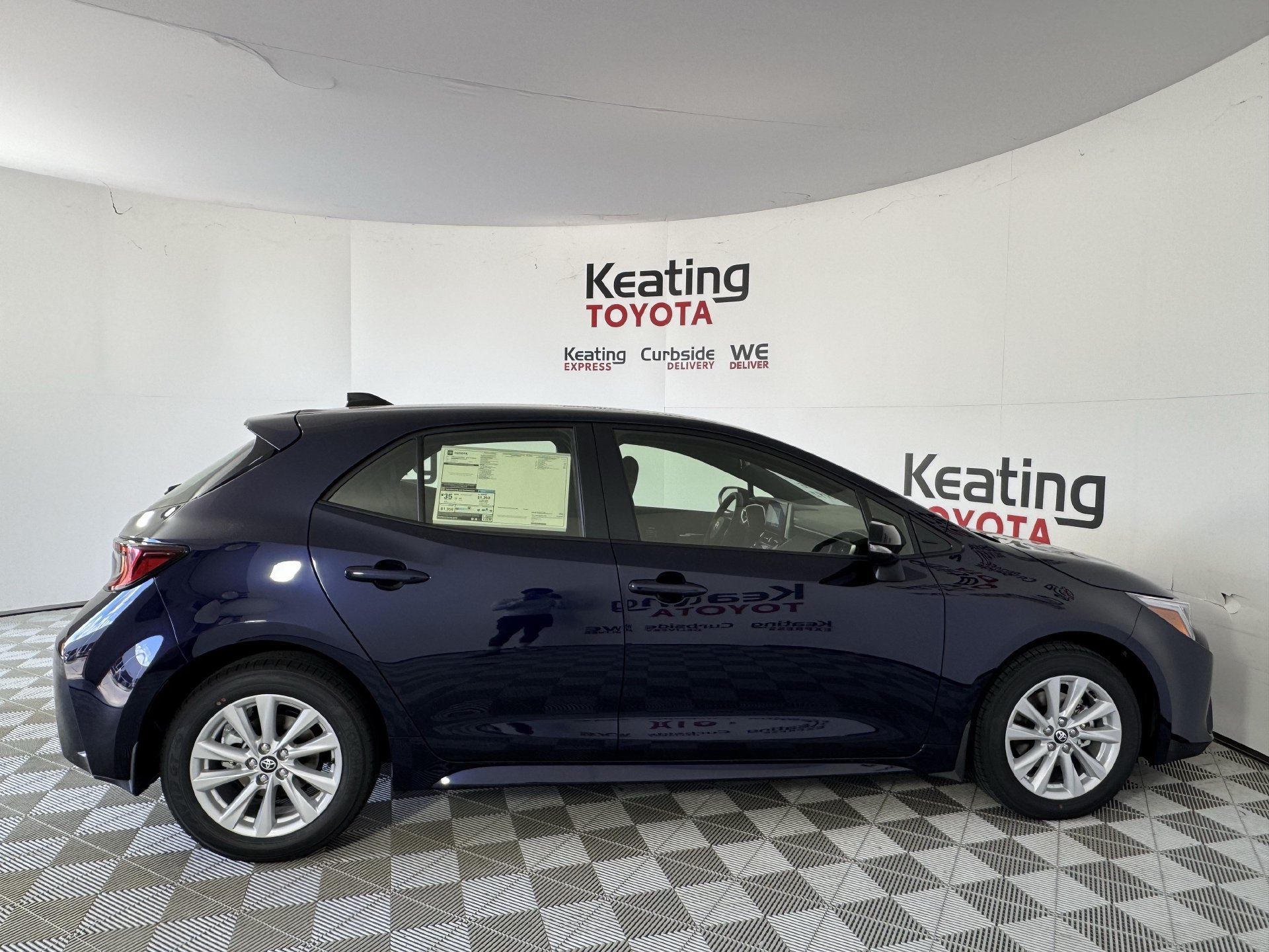 New 2027 Toyota Corolla SE FWD image 4