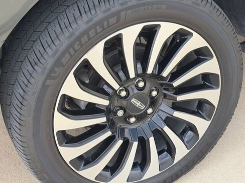 Used 2023 Lincoln Navigator L Black Label image 12