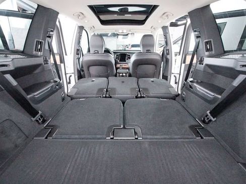 Certified 2025 Volvo XC90 B6 Plus w/ Protection Package Premier image 34