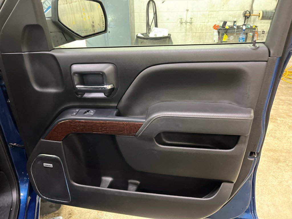 Used 2018 GMC Sierra 1500 SLT AWD/4WD image 42