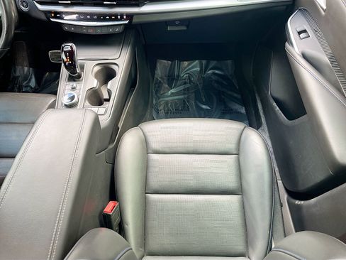 Used 2024 Cadillac XT4 Sport FWD image 25