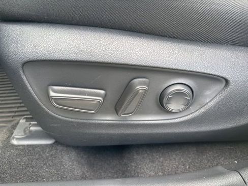 Used 2023 Toyota RAV4 XLE w/ Convenience Package image 42