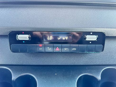 Used 2022 Mercedes-Benz Sprinter 3500 image 23