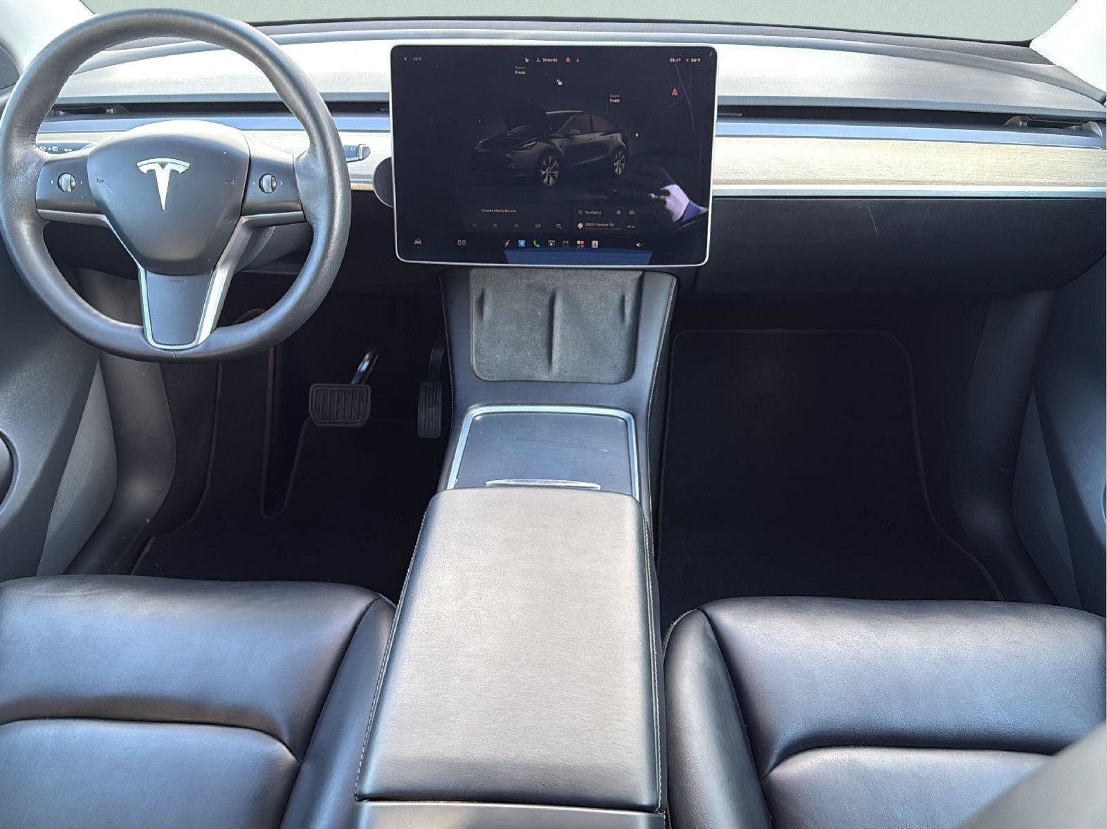 Used 2022 Tesla Model Y Long Range AWD/4WD image 21