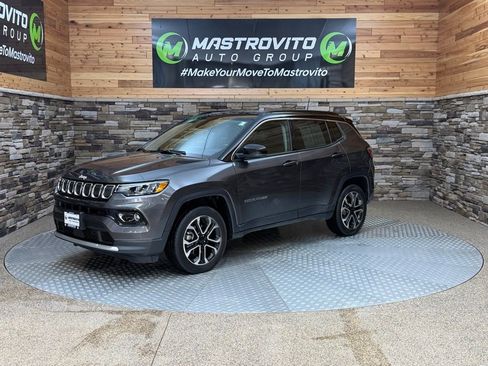 Used 2022 Jeep Compass Limited image 5