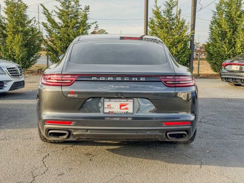 Used 2018 Porsche Panamera w/ Premium Package Plus image 10