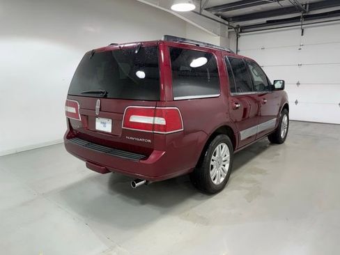Used 2014 Lincoln Navigator 4WD image 6