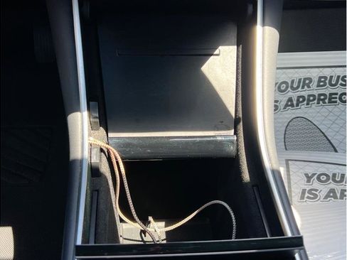 Used 2019 Tesla Model 3 RWD image 16