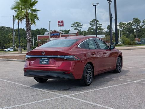 Certified 2026 Nissan Sentra SV w/ SV Convenience Package FWD image 7
