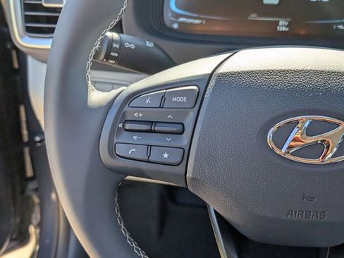 New 2026 Hyundai Venue SEL FWD image 15