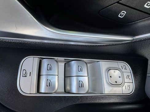 Used 2020 Mercedes-Benz GLE 350 4MATIC image 16