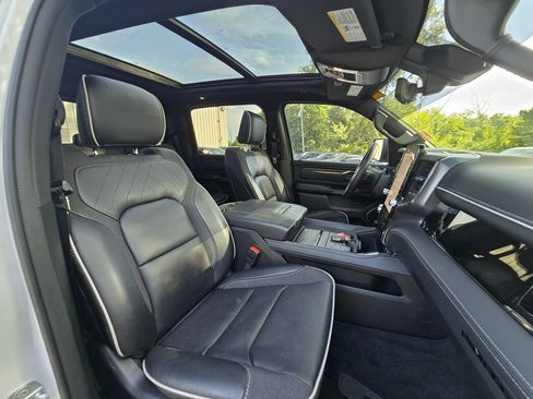 Used 2025 RAM 1500 Limited AWD/4WD image 18