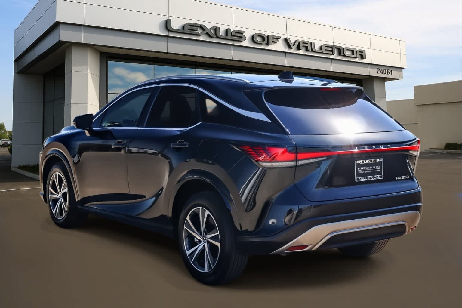 Used 2023 Lexus RX 350 Premium FWD image 2