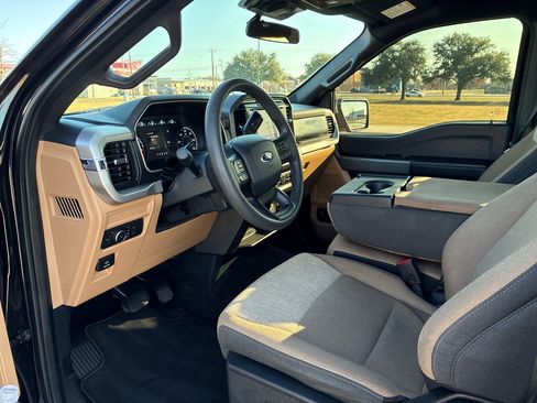Used 2022 Ford F150 XLT image 19
