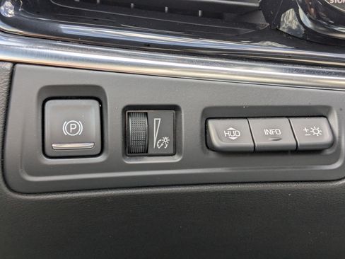 Used 2021 Cadillac XT6 Sport AWD/4WD image 27