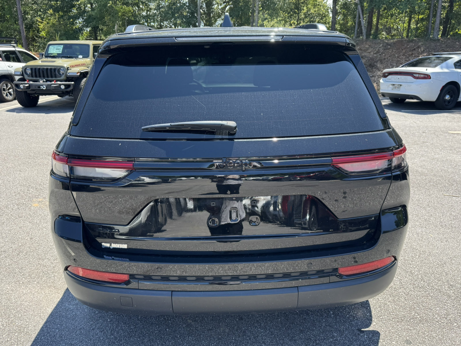 Certified 2025 Jeep Grand Cherokee Altitude AWD/4WD image 6
