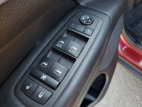 Certified 2022 Jeep Grand Cherokee Limited w/ Trailer Tow Group IV image 25