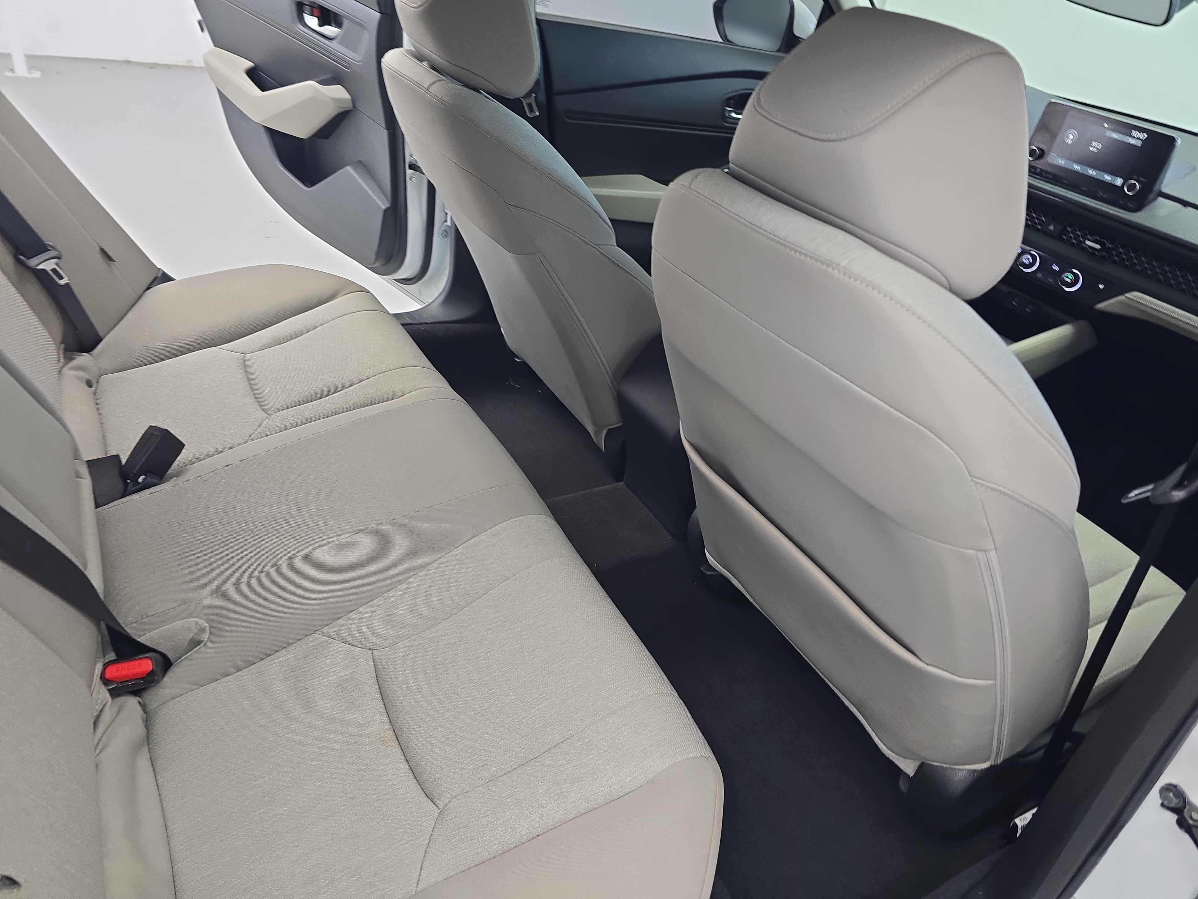 Used 2024 Honda Accord EX image 11