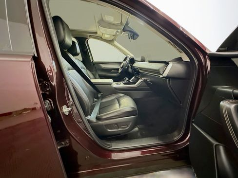 Used 2025 MAZDA CX-90 3.3 Turbo w/ Premium Sport Pkg image 33