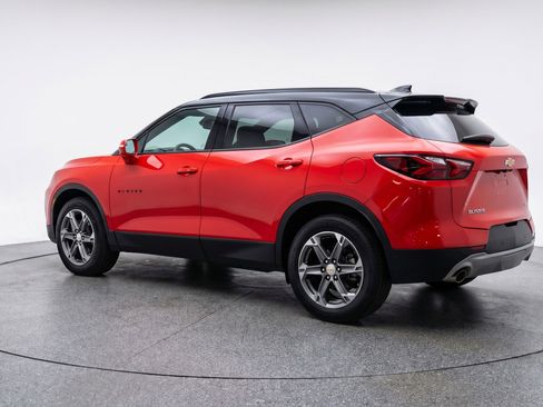 Used 2025 Chevrolet Blazer LT FWD image 6