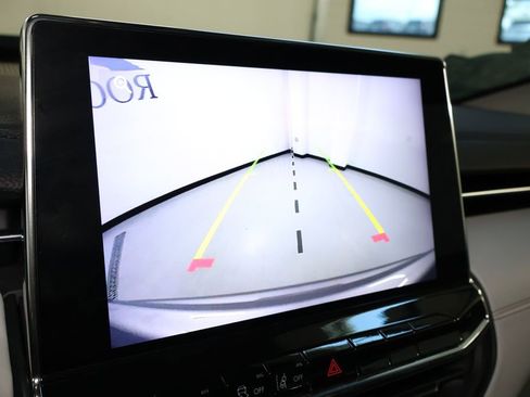 Used 2022 Jeep Compass Limited image 33