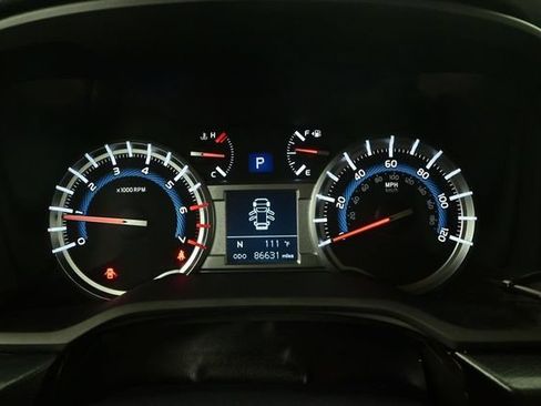 Used 2014 Toyota 4Runner SR5 RWD image 8