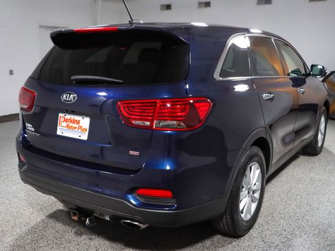Used 2020 Kia Sorento LX FWD image 7