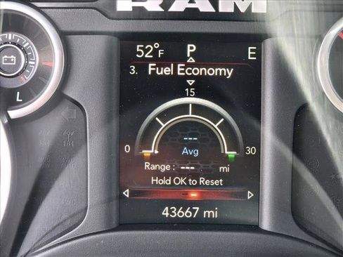 Used 2021 RAM 1500 Big Horn image 14