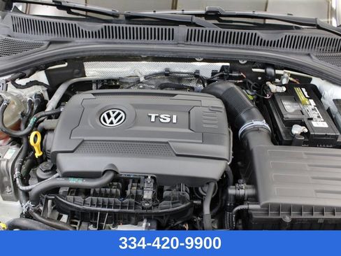Used 2020 Volkswagen Jetta GLI image 31