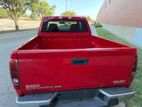 Used 2005 GMC Canyon SLE RWD image 3