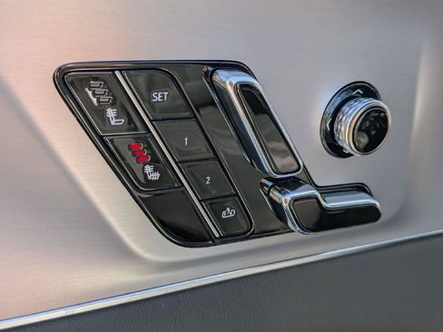 New 2027 Cadillac Lyriq Luxury AWD/4WD image 14